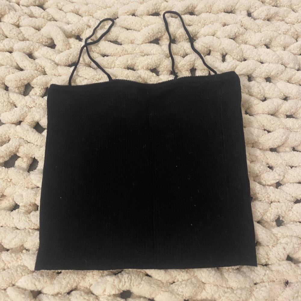 womens black crop top